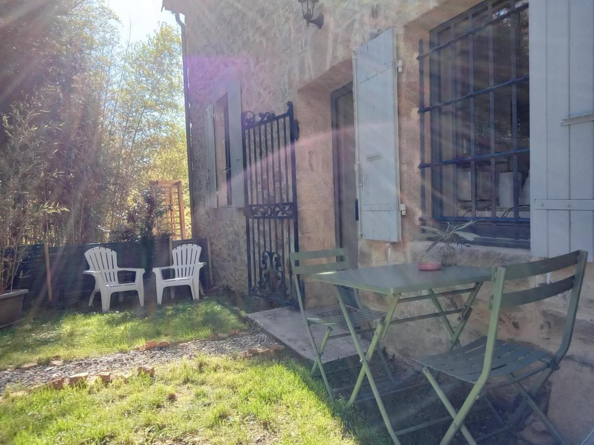 2 Pieces "Le Brin De Soleil" Gites Appart 'Hotel L'Echappee Belle D'Aubenas Logement 1 Sur 3 Εξωτερικό φωτογραφία